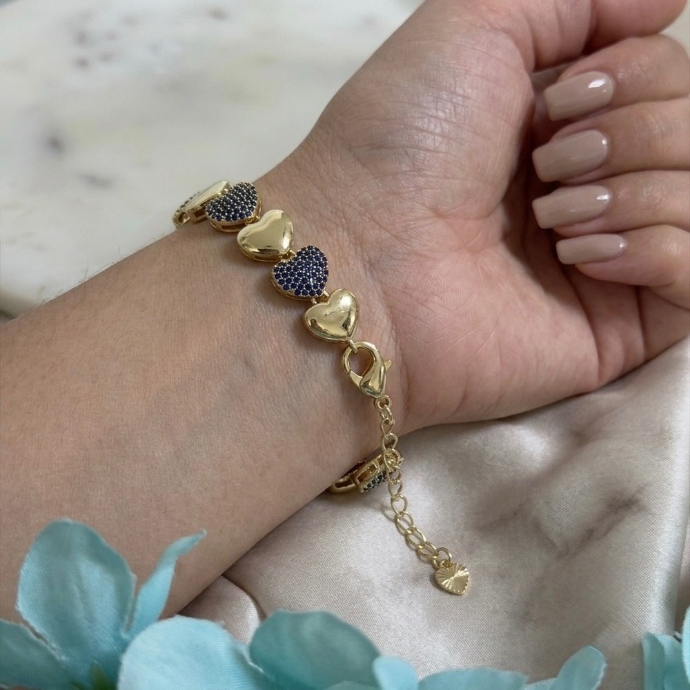 14K Gold Plated Womens Navy Blue Pave Heart Link Adjustable Bracelet